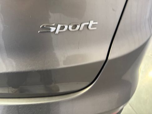 Used 2016 Hyundai Santa Fe Sport FWD image 15
