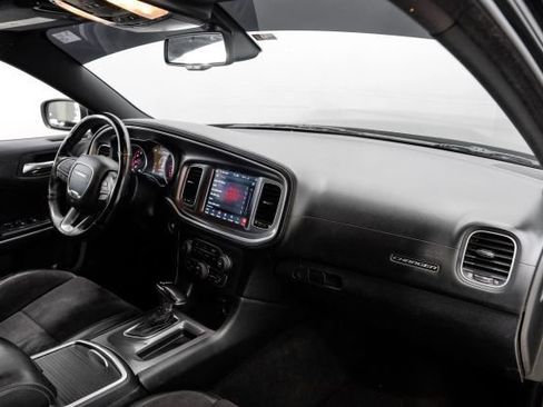 Used 2019 Dodge Charger R/T w/ Plus Group RWD image 20