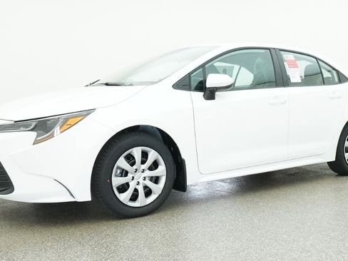 New 2026 Toyota Corolla LE image 10
