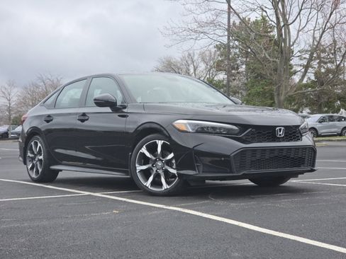 Certified 2025 Honda Civic Sport Touring image 2