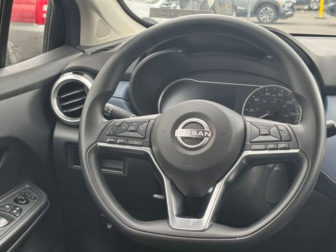 Used 2025 Nissan Versa SV FWD image 26
