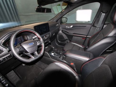 Used 2025 Ford Escape ST-Line Elite w/ Tech Pack #1 image 2