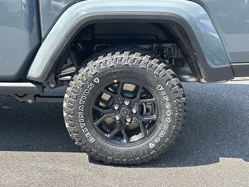 New 2026 Jeep Gladiator Sport AWD/4WD image 17
