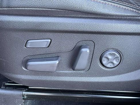 Used 2020 Hyundai Santa Fe Limited AWD/4WD image 7