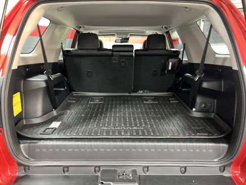 Used 2024 Toyota 4Runner SR5 Premium w/ Moonroof Package image 32