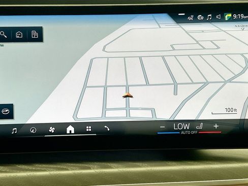 Certified 2023 BMW 740i RWD image 14