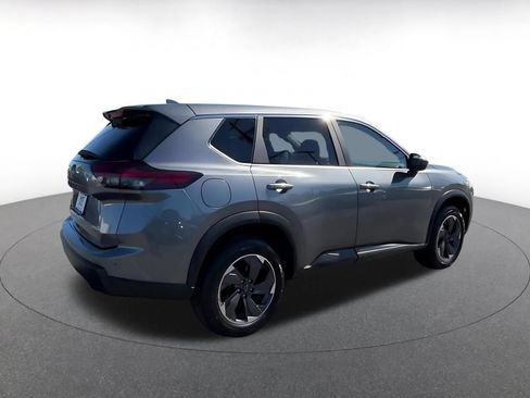 Used 2025 Nissan Rogue SV FWD image 15