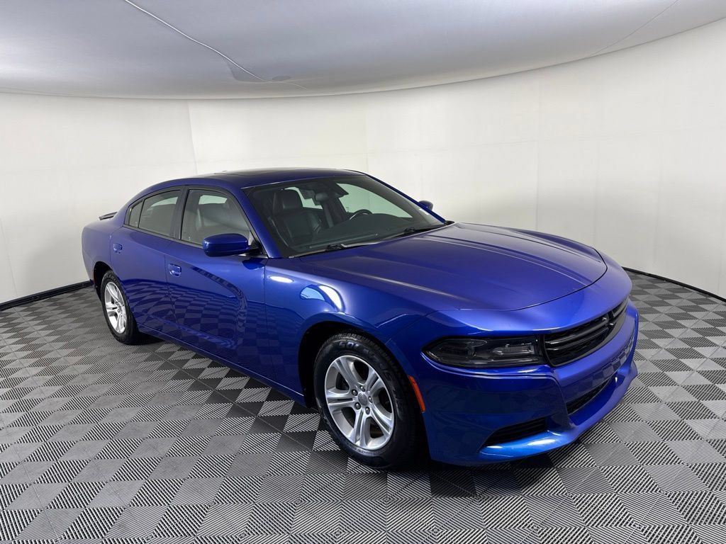 Used 2021 Dodge Charger SXT w/ Leather Interior Group RWD image 7