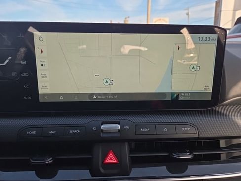 New 2025 Kia K4 GT-Line w/ GT-Line Sunroof Package FWD image 34