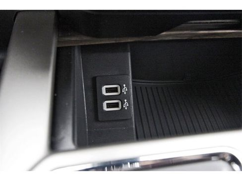 Used 2019 Ford F150 Lariat w/ Equipment Group 502A Luxury image 24