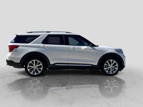 Used 2023 Ford Explorer Platinum w/ Technology Package AWD/4WD image 7
