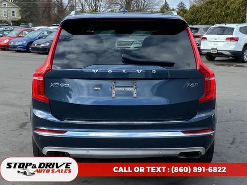 Used 2021 Volvo XC90 T6 Inscription w/ Climate Package image 4