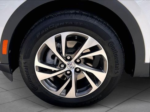 Certified 2023 Buick Envision Essence image 11