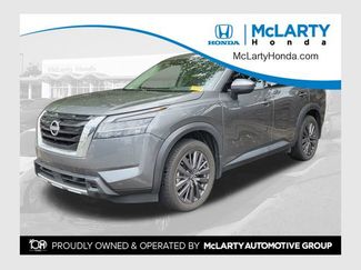 Used 2023 Nissan Pathfinder SL w/ SL Premium Package AWD/4WD 360° Tour