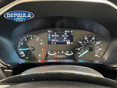 Used 2022 Ford Escape SE w/ SE Sport Appearance Package