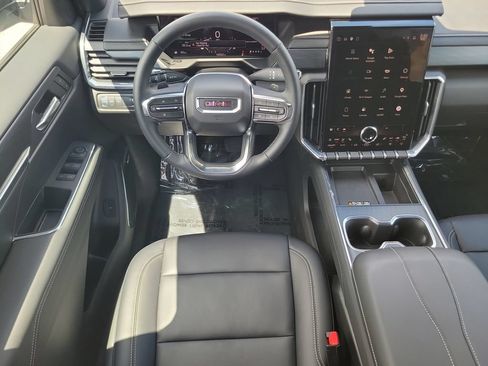 Used 2024 GMC Acadia Elevation w/ Luxury Package FWD image 15