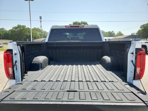 Used 2025 GMC Sierra 1500 AT4 AWD/4WD image 8
