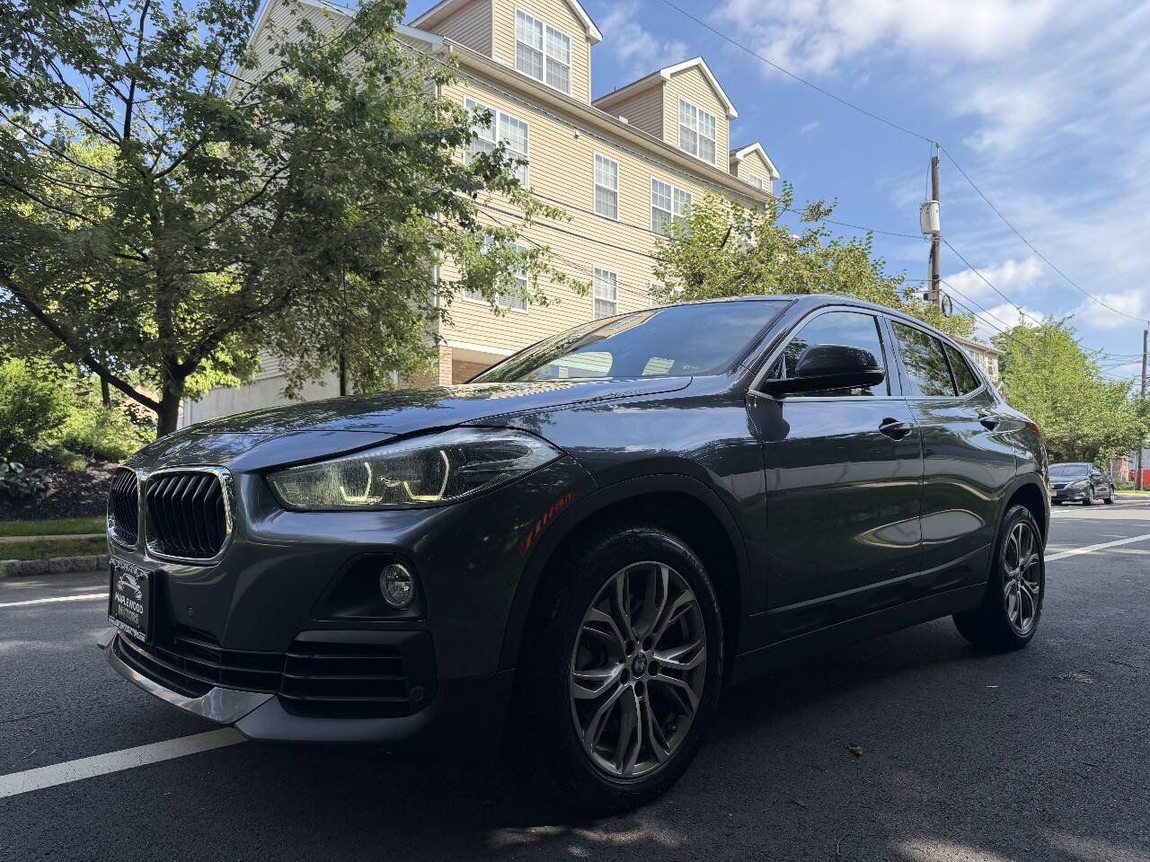 Used 2018 BMW X2 xDrive28i w/ Convenience Package AWD/4WD image 2