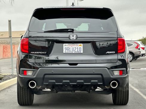 Certified 2024 Honda Passport EX-L image 4