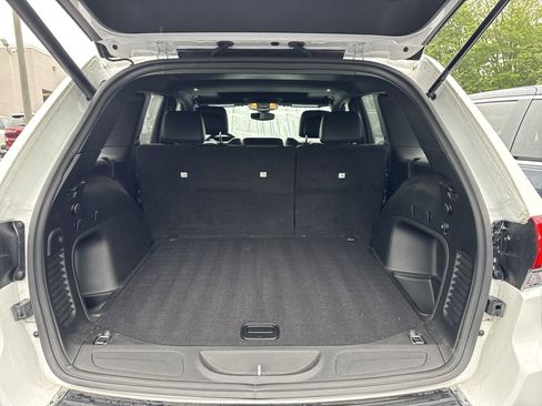 Certified 2021 Jeep Grand Cherokee Limited image 8