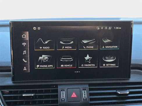 Used 2023 Audi Q5 2.0T Premium w/ Convenience Package image 28