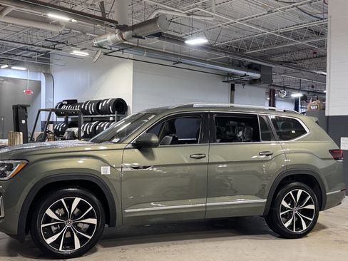 New 2026 Volkswagen Atlas SEL Premium R-Line image 30