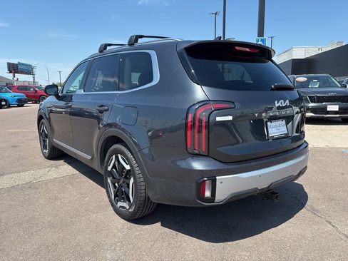 Used 2024 Kia Telluride EX AWD/4WD image 7