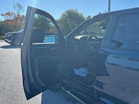 Certified 2023 Chevrolet Silverado 1500 LT image 6
