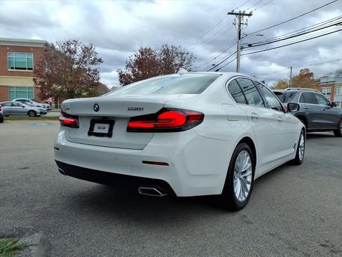 Used 2022 BMW 530i xDrive w/ Convenience Package image 5