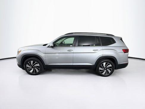 Used 2026 Volkswagen Atlas SE FWD image 4