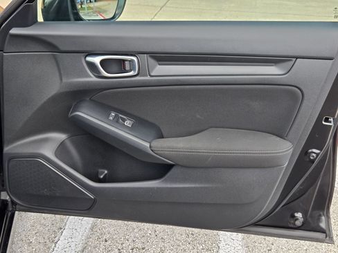 Used 2025 Honda Civic LX image 28