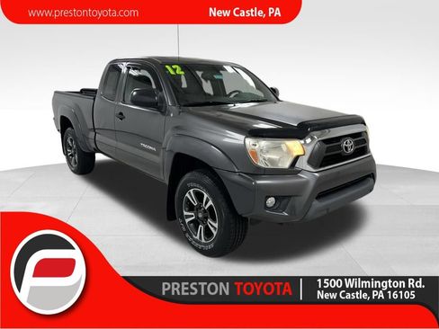 Used 2012 Toyota Tacoma 4x4 Access Cab V6 w/ SR5 Pkg image 1