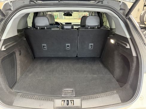Used 2022 Lincoln Corsair AWD w/ Premium Package image 30