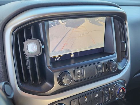 Used 2019 Chevrolet Colorado ZR2 image 13