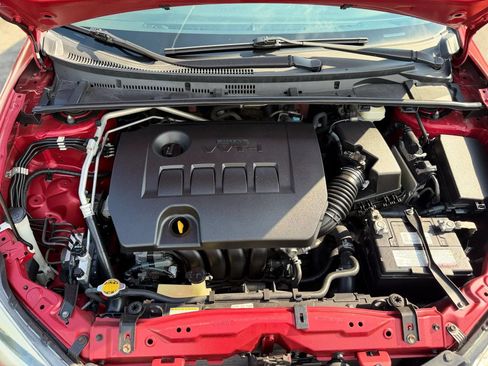 Used 2014 Toyota Corolla LE FWD image 12