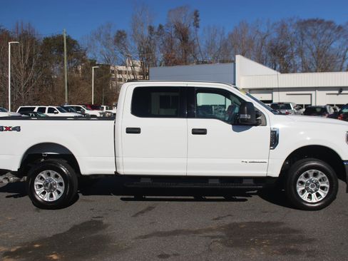 Used 2022 Ford F250 XLT image 8