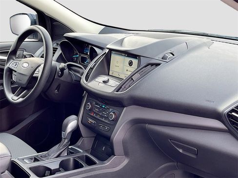 Used 2019 Ford Escape SE image 28