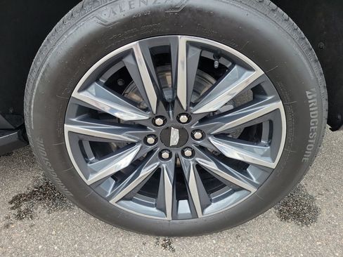 Certified 2024 Cadillac Escalade Sport AWD/4WD image 23