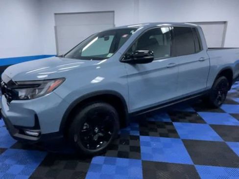 Certified 2024 Honda Ridgeline Black Edition image 4