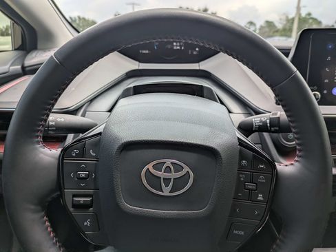 Used 2024 Toyota Prius Prime FWD image 33