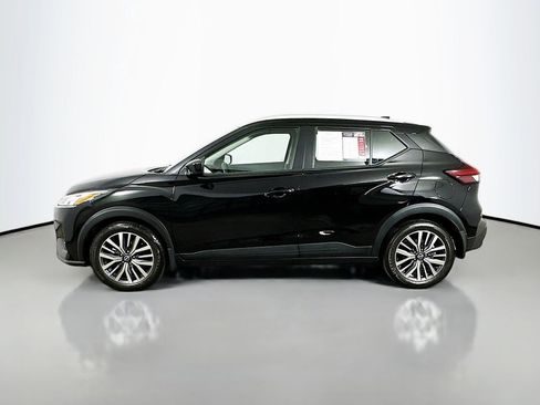 Used 2024 Nissan Kicks SV image 5