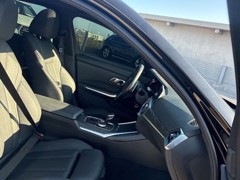 Used 2019 BMW 330i xDrive Sedan w/ Convenience Package image 8