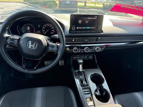 Certified 2025 Honda Civic Sport image 22
