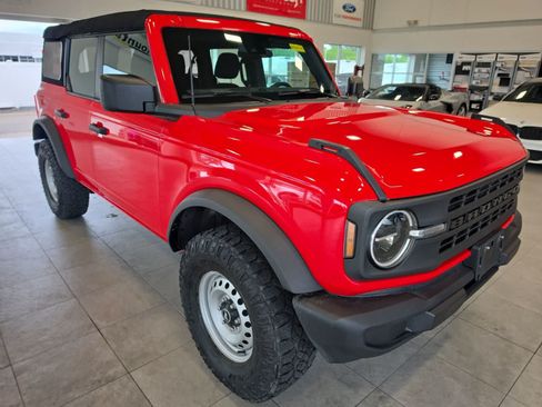 Used 2023 Ford Bronco 4-Door AWD/4WD image 5
