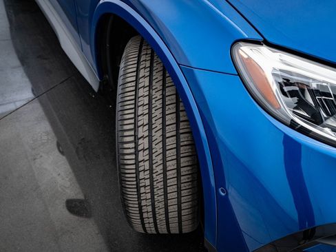 Used 2024 Mercedes-Benz GLC 300 4MATIC w/ AMG Line image 53