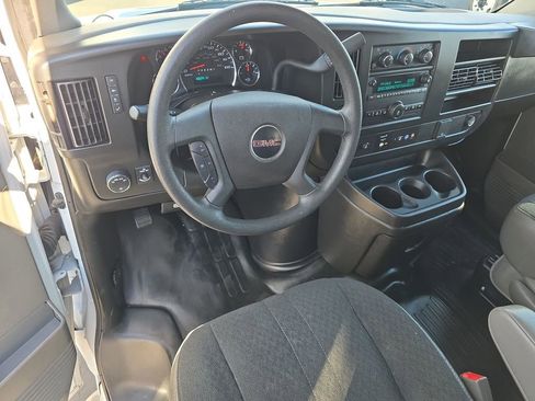 Used 2023 GMC Savana 2500 Work Van w/ Driver Convenience Package image 10