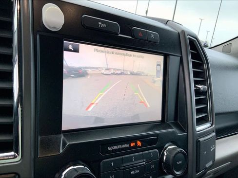 Used 2015 Ford F150 XLT w/ Equipment Group 302A Luxury image 27