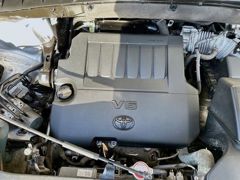 Used 2016 Toyota Highlander XLE image 34