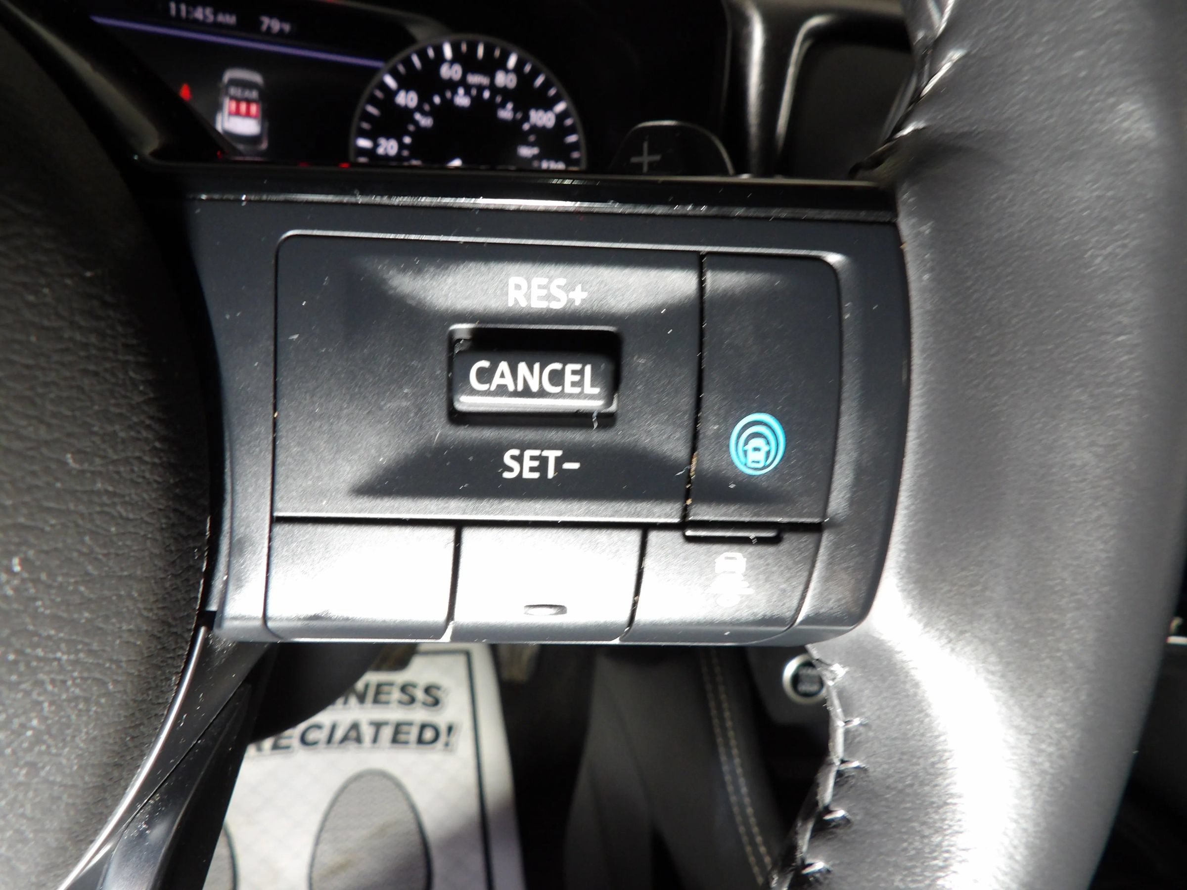 Used 2023 Nissan Rogue SL FWD image 18