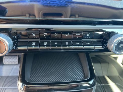 New 2027 Chevrolet Bolt LT image 26